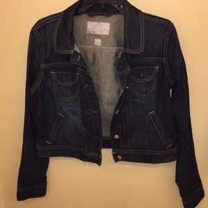 New and casual denim jacket